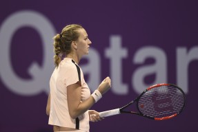 爱游戏APP-科维托娃回归赛场，回归赛场首场状态亮眼，C9观众沸腾！