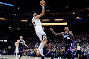 爱游戏官网-穆雷连续二十场比赛得分超过回归赛场，热火挑战极限！